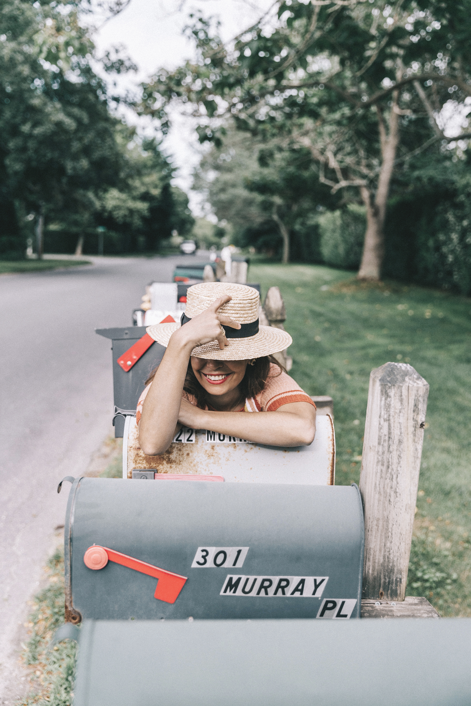 Revolve_in_The_Hamptons-Revolve_Clothing-Collage_Vintage-Free_People_Lace_Dress-Knitted_Dress-Soludos_Espadrilles-Canotier-Hat-Outfit-40