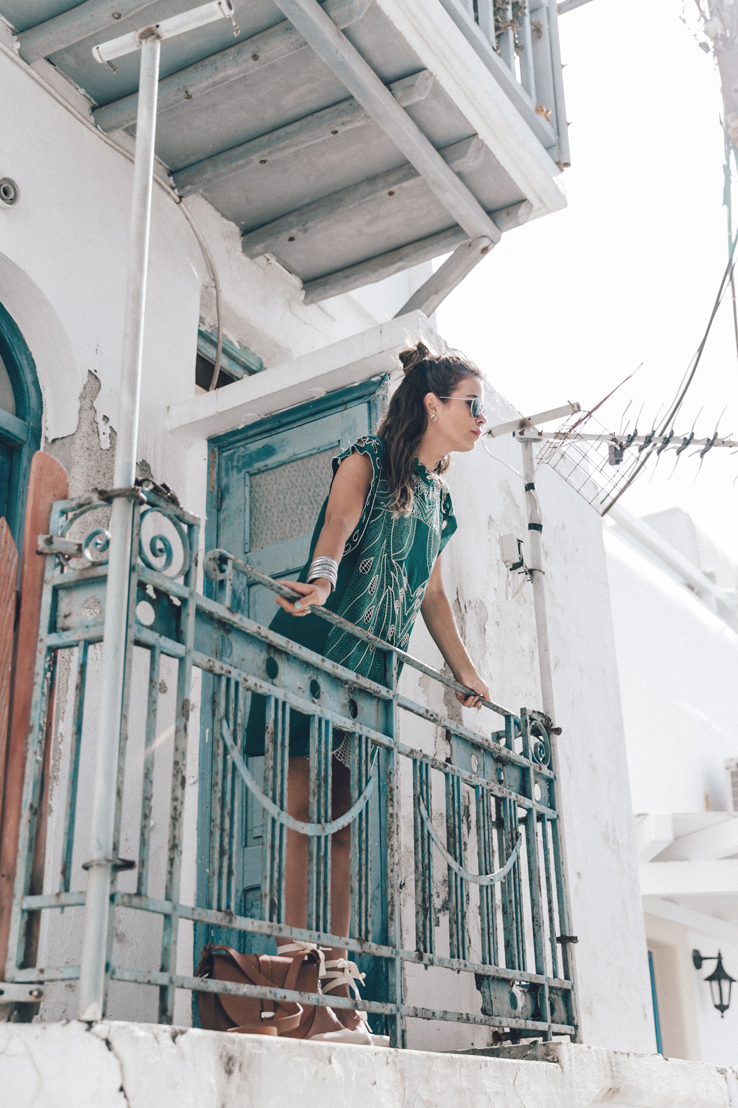 Tularosa_Dress-Soludos_Escapes-Soludos_Espadrilles-Sezane_Bag-Leather_Crossbody_Bag-Boho_Outfit-Look-Ray_Ban-Street_Style-Mykonos-Greece-Collage_Vintage-28