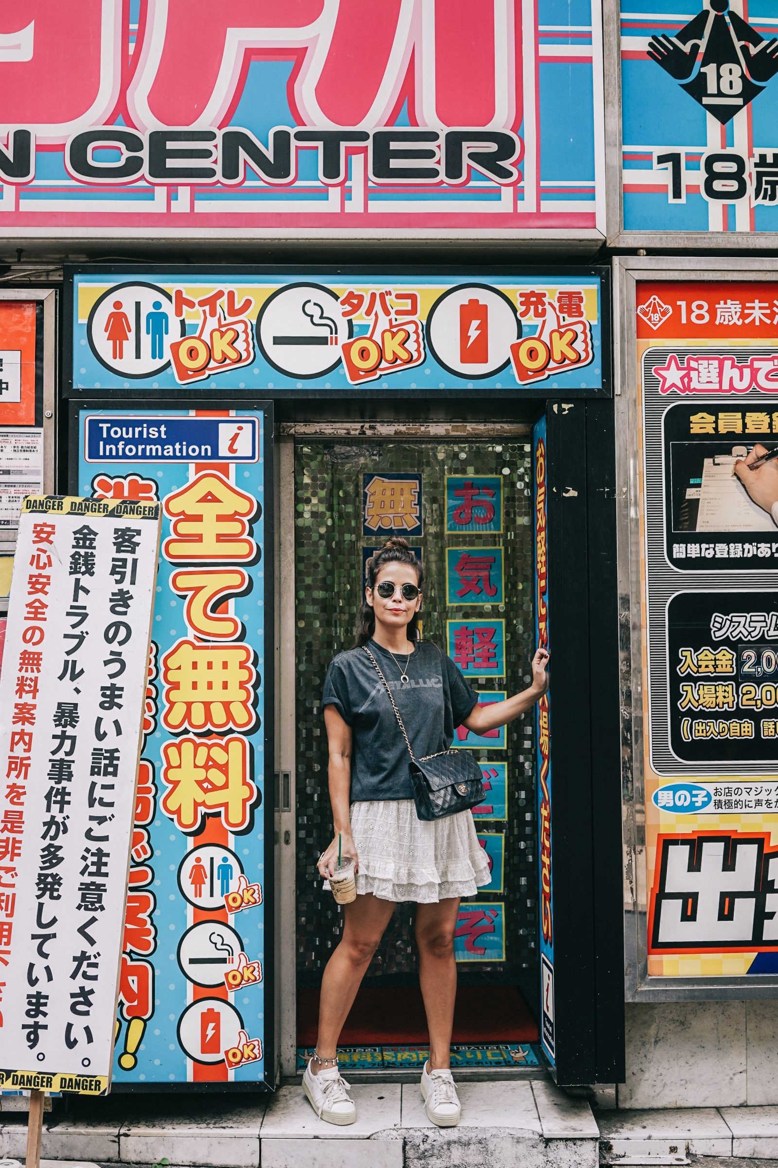 Tokyo_Travel_Guide-Outfit-Collage_Vintage-Street_Style-Top_Mettalica-Brandy_Melville-White_Skirt-Chanel_Vintage-Sneakers-5