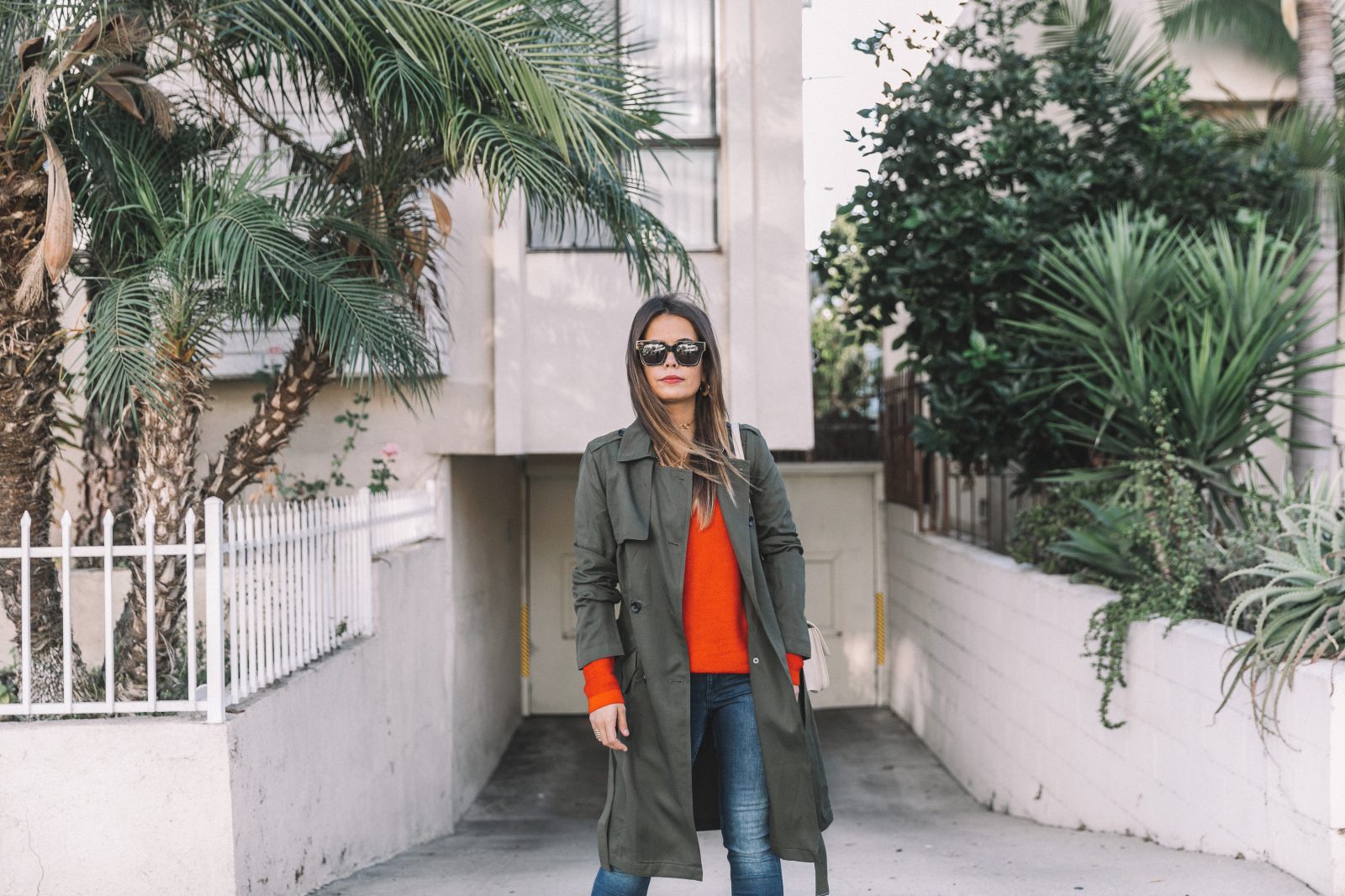 calvin_klein_outfit-ck_sculpted_jeans-denim-trench-orange_sweater-gold_shoes-celine_box_bag-outfit-street_style-los_angeles-collage_vintage