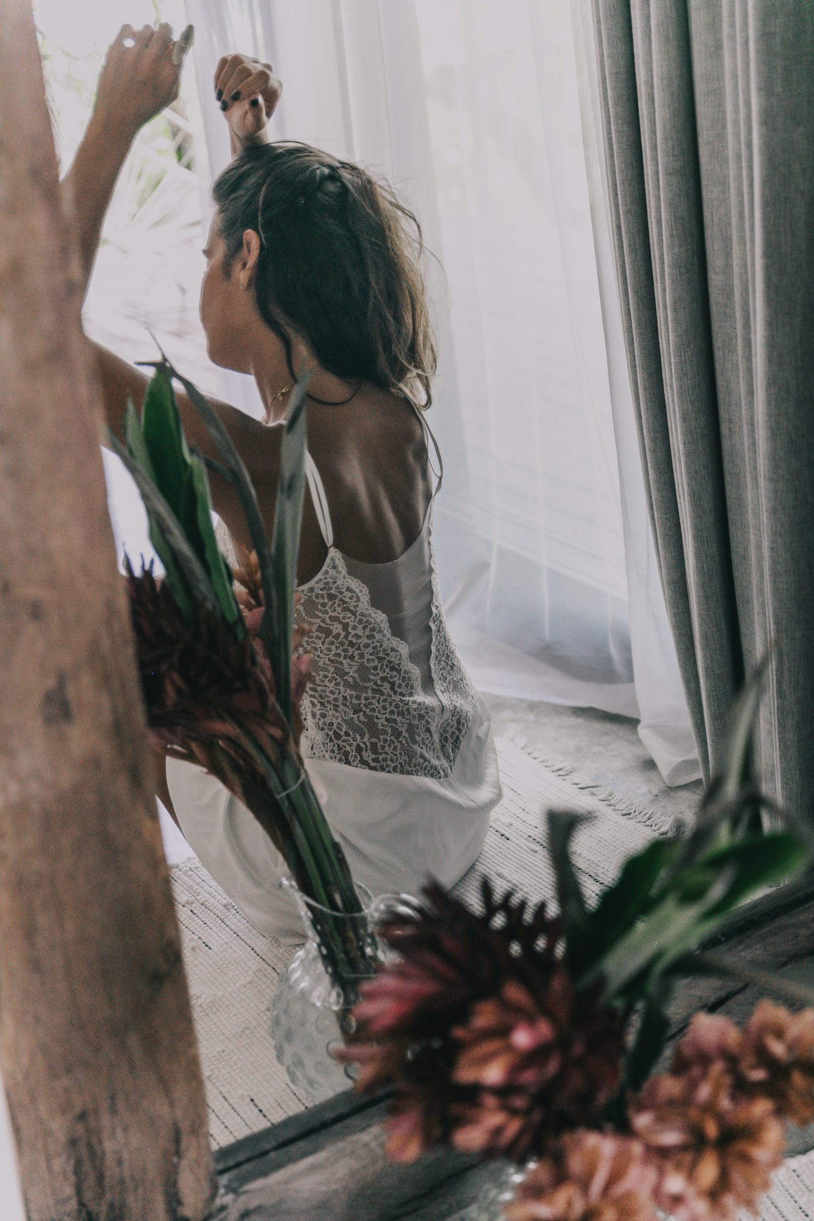slip_dress-sanara_tulum-beach-mexico-outfit-collage_vintage-145