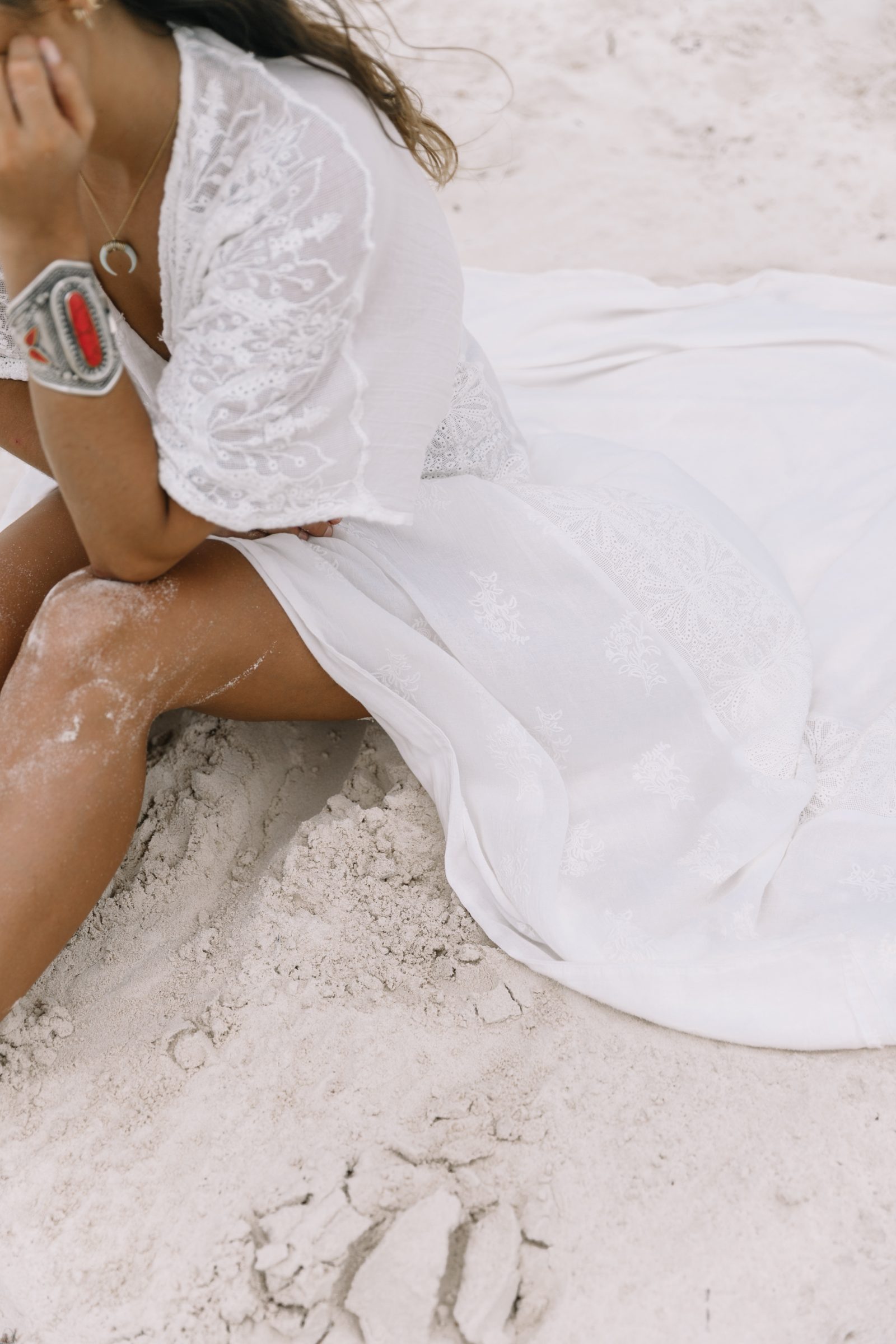 white_long_dress-boho_style-tulum_mexico-beach-floral_crown-outfit-collage_vintage-49
