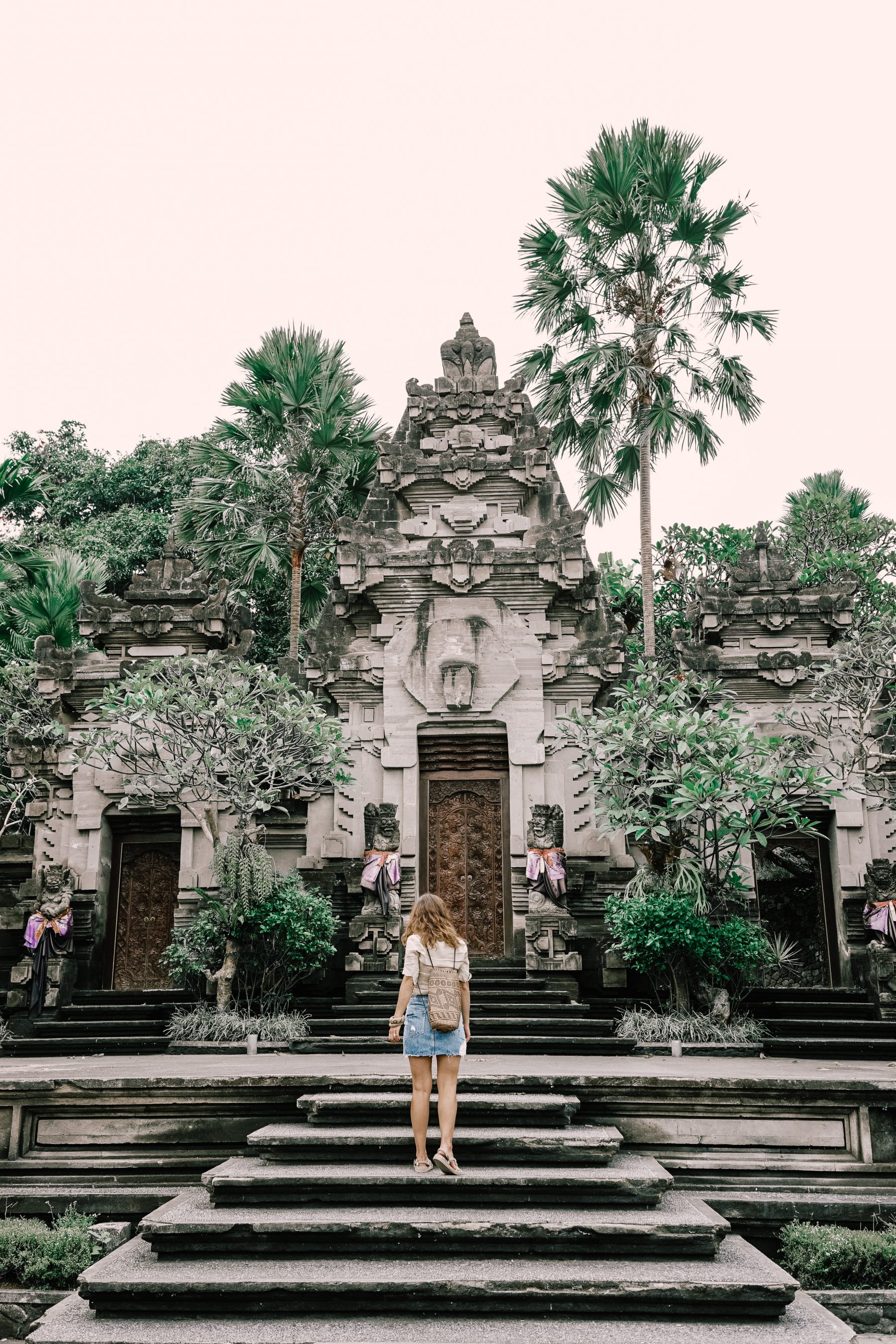 HELLO BALI!