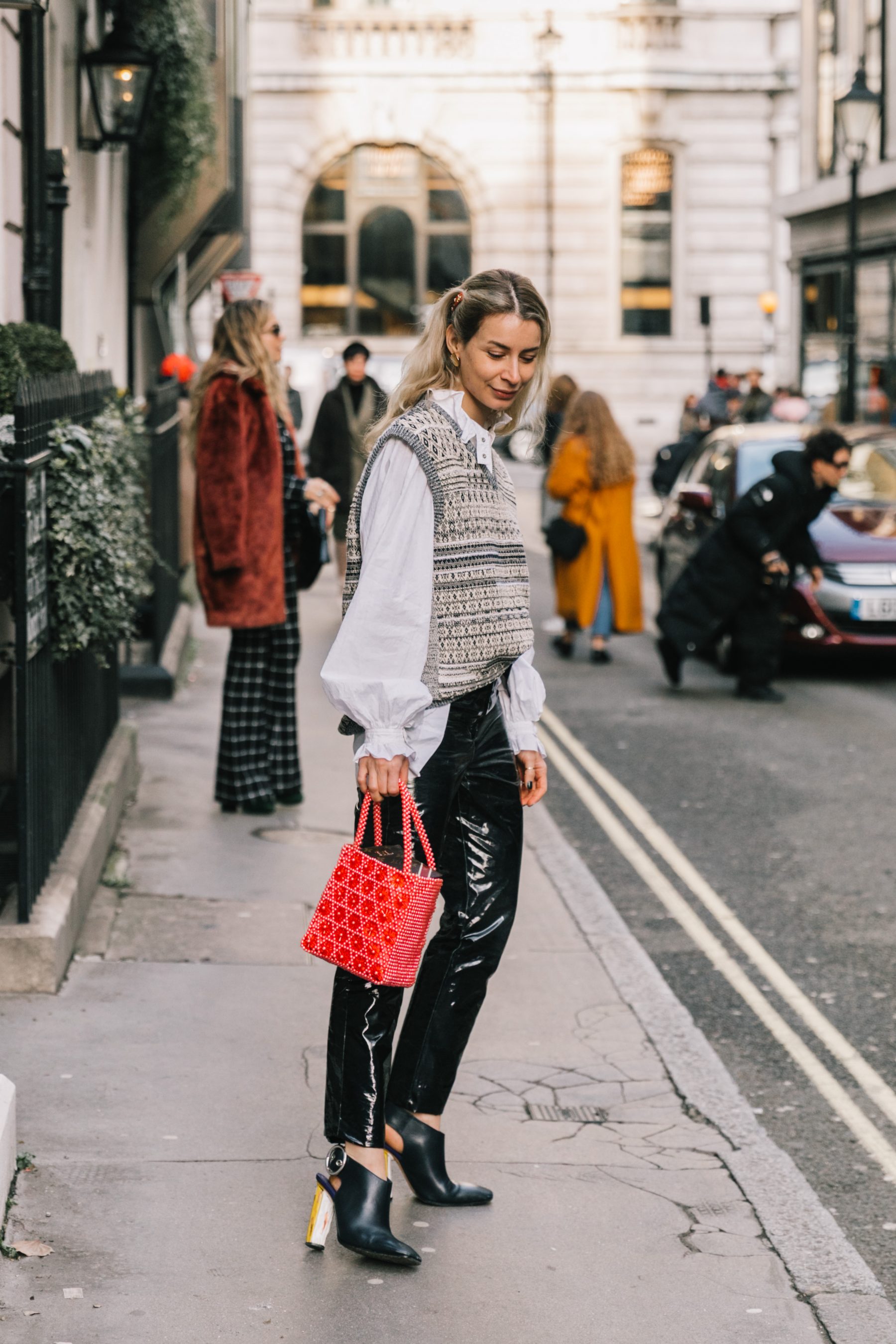 LFW FALL 18/19 STREET STYLE I